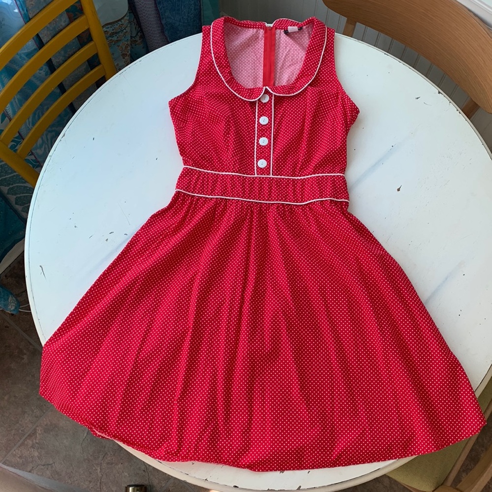 Retrolicious Vintage-Style Sleeveless Dress - Sz Medium